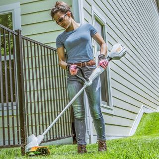Battery Operated Gardening Power Tools You Should Know About 