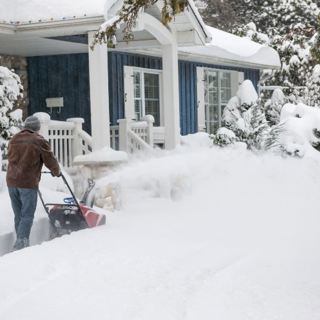 Snow Blower Maintenance and Safety Tips